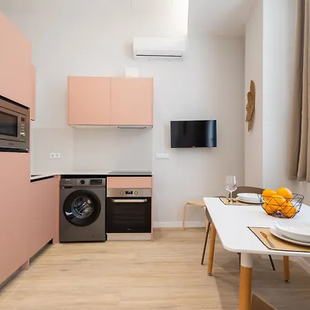 Florit Flats - The Trafalgar Appartamento