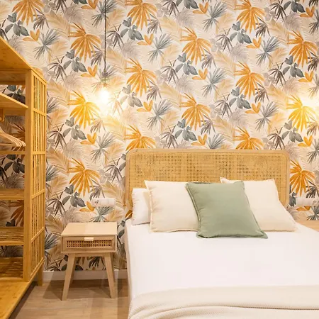 Apartment Florit Flats - Trafalgar Arts & Port