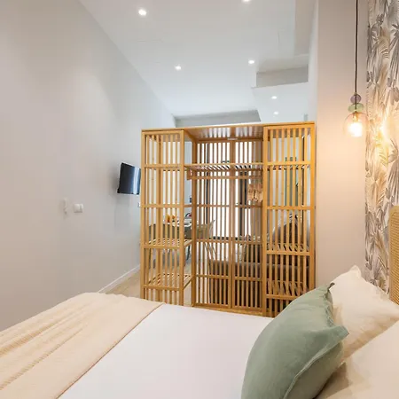 Florit Flats - The Trafalgar I Apartment *