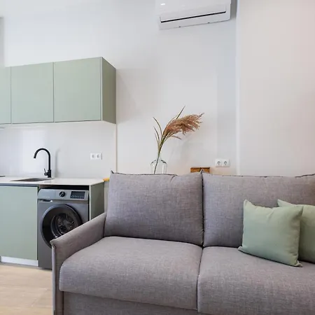Florit Flats - The Trafalgar I