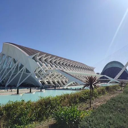 Apartamentos Pet Friendly Cerca Del Puerto Y Ciudad De Las Ciencias By Florit Flats Walencja